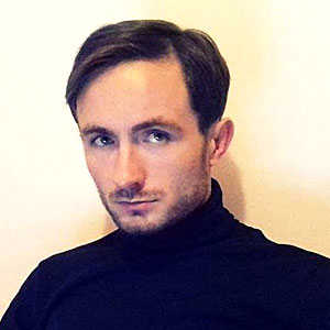 Антон Евстратов