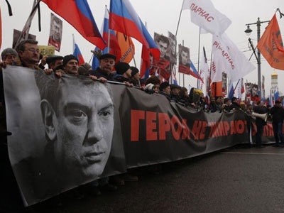 Год после убийства: оппозиция, следствие, власть