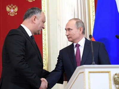 Путин, Додон