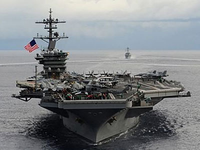 Авианосец США