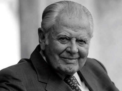 Патрисио Эйлвин