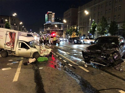 Авария с участием Михаила Ефремова