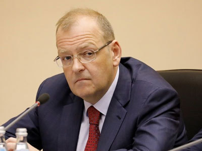 Анатолий Тихонов