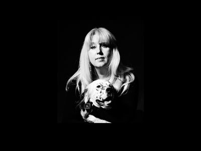 Журналистка