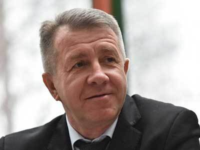 Валерий Максименко