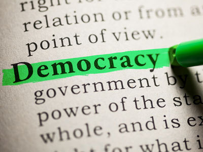 Демократия